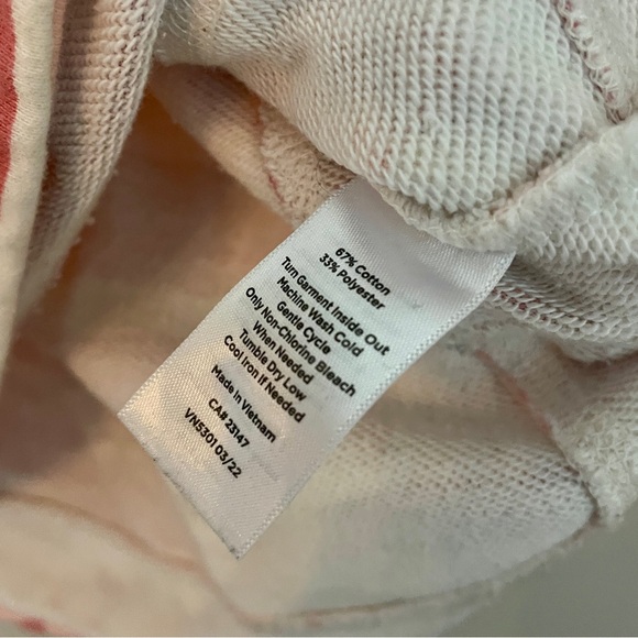 T By Talbots Pink Camo Classic French Terry Pullover Sweatshirt Medium Top - Picture 6 of 9